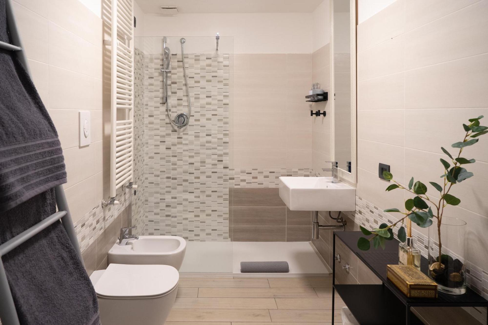 Vista Dolce Isola _ Lakeview Pool, Terrace & Garden Apartment Argegno Ngoại thất bức ảnh